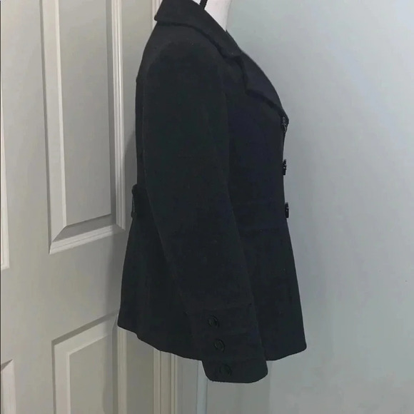 ST. JOHN'S BAY CHARCOAL GREY WOOL COAT BUTTONS almost new size SP - Picture 3 of 5